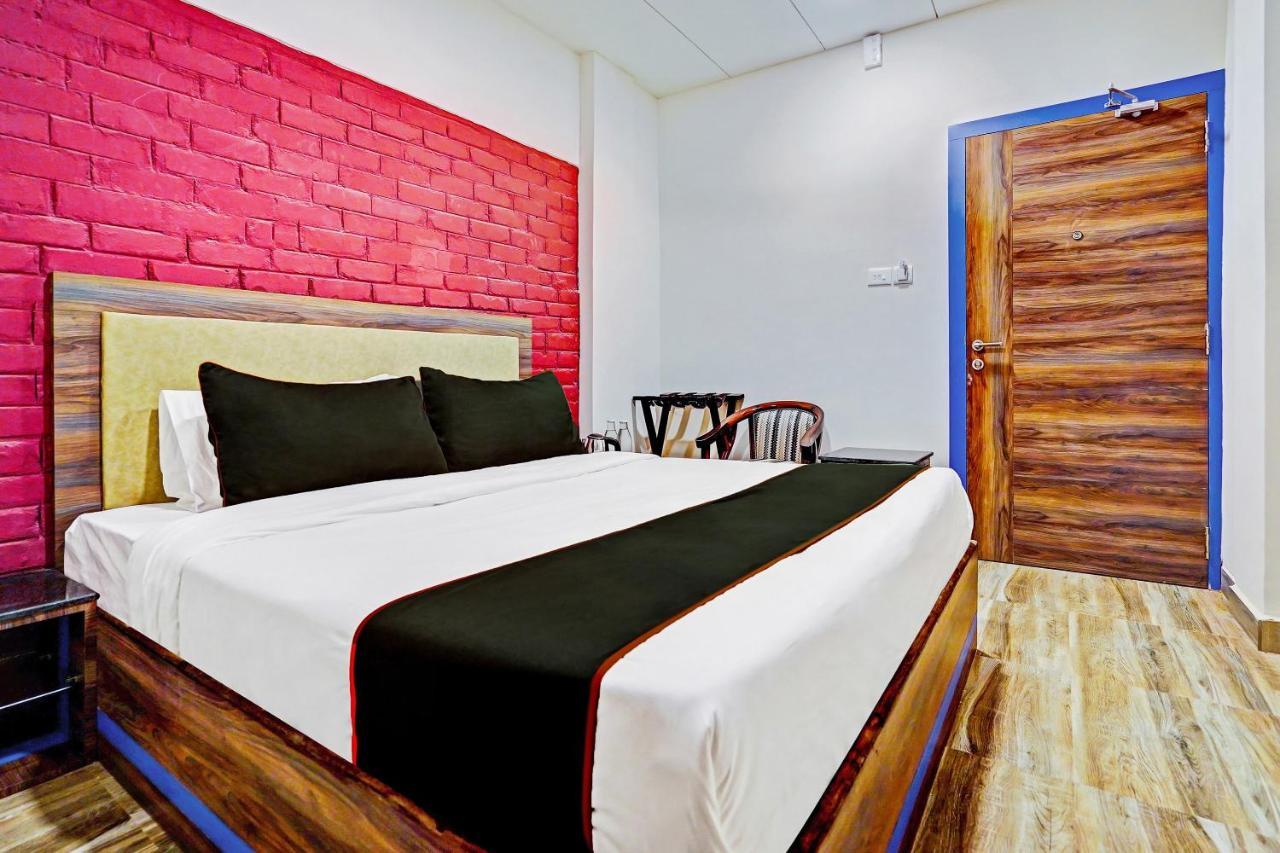 Hotel Super Collection O Kalinga Bapuji Nagar à Bhubaneswar Extérieur photo