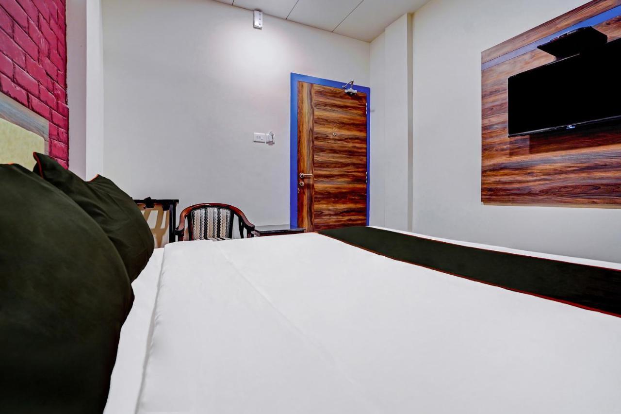 Hotel Super Collection O Kalinga Bapuji Nagar à Bhubaneswar Extérieur photo
